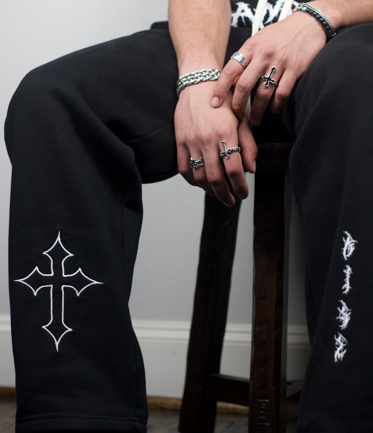 “RISE” Jogger